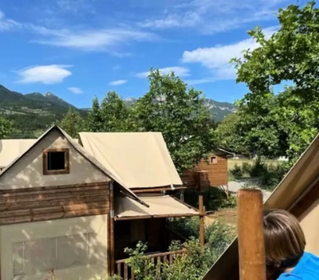 Camping Ushuaïa Villages Les Myotis 3 étoiles★★★