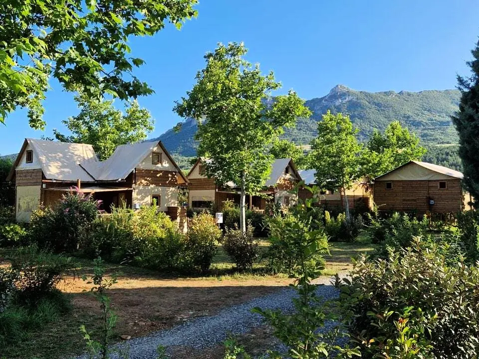 Camping Ushuaïa Villages Les Myotis 3 étoiles★★★