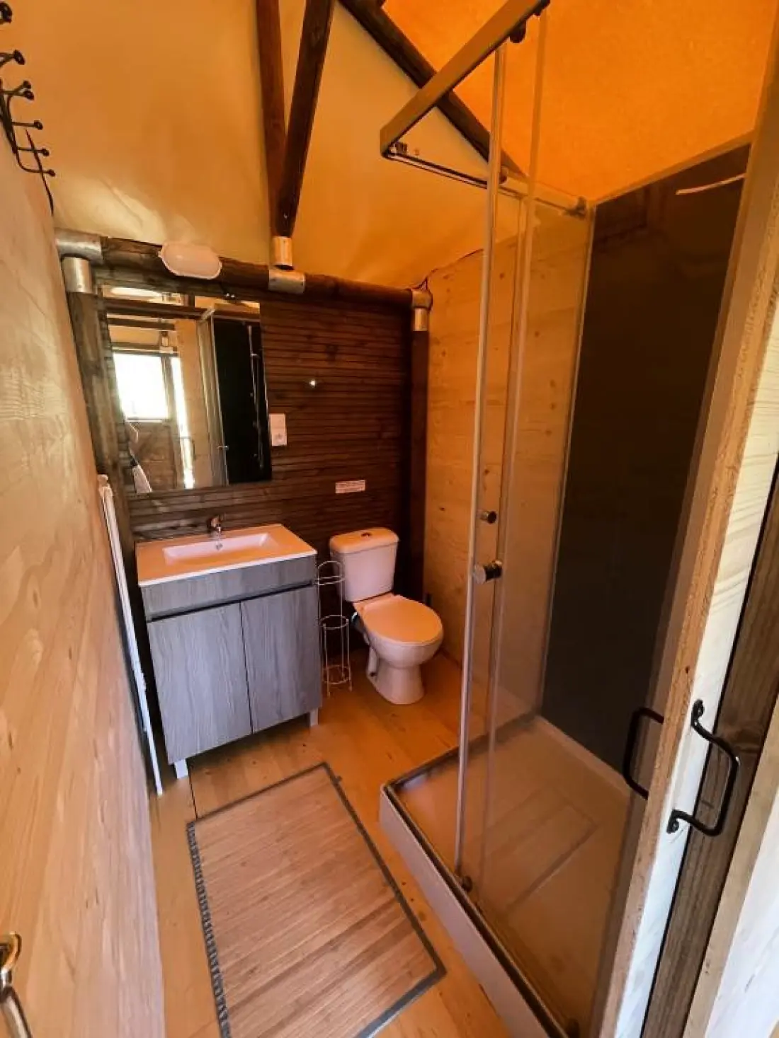 Camping Ushuaïa Villages Les Myotis 3 étoiles★★★