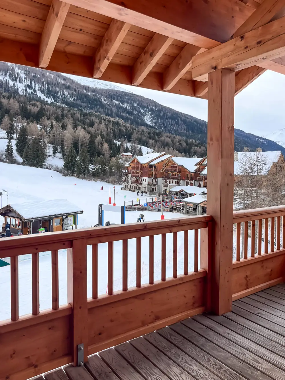 Les Chalet De Flambeau