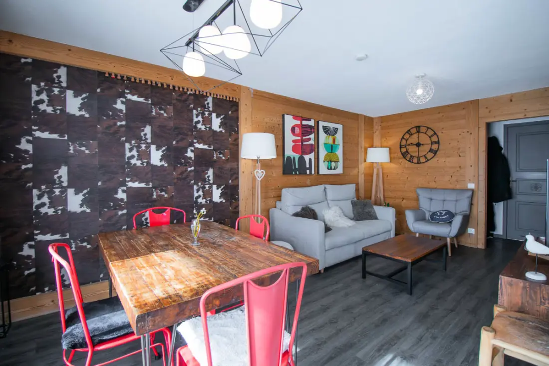 Adonis A, Appartement Spacieux Et Traversant, Cosy Et Rénové