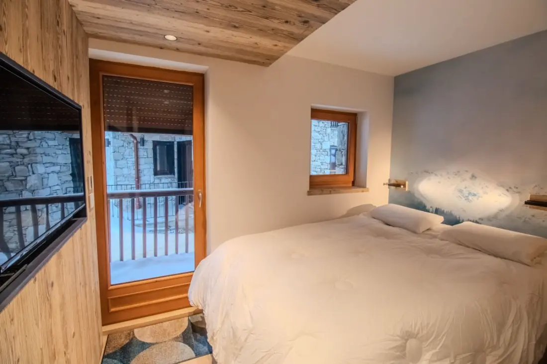 Superbe Appartement Rénové, Turios 1