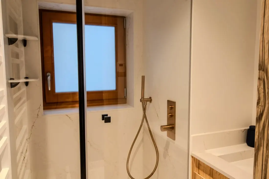 Superbe Appartement Rénové, Turios 1