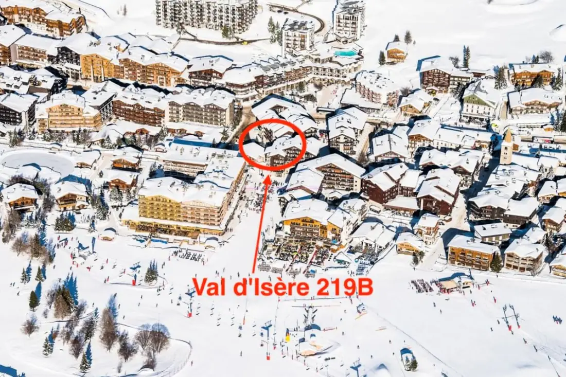 Val219: Cozy Skis Aux Pieds Avec Vue Montagne