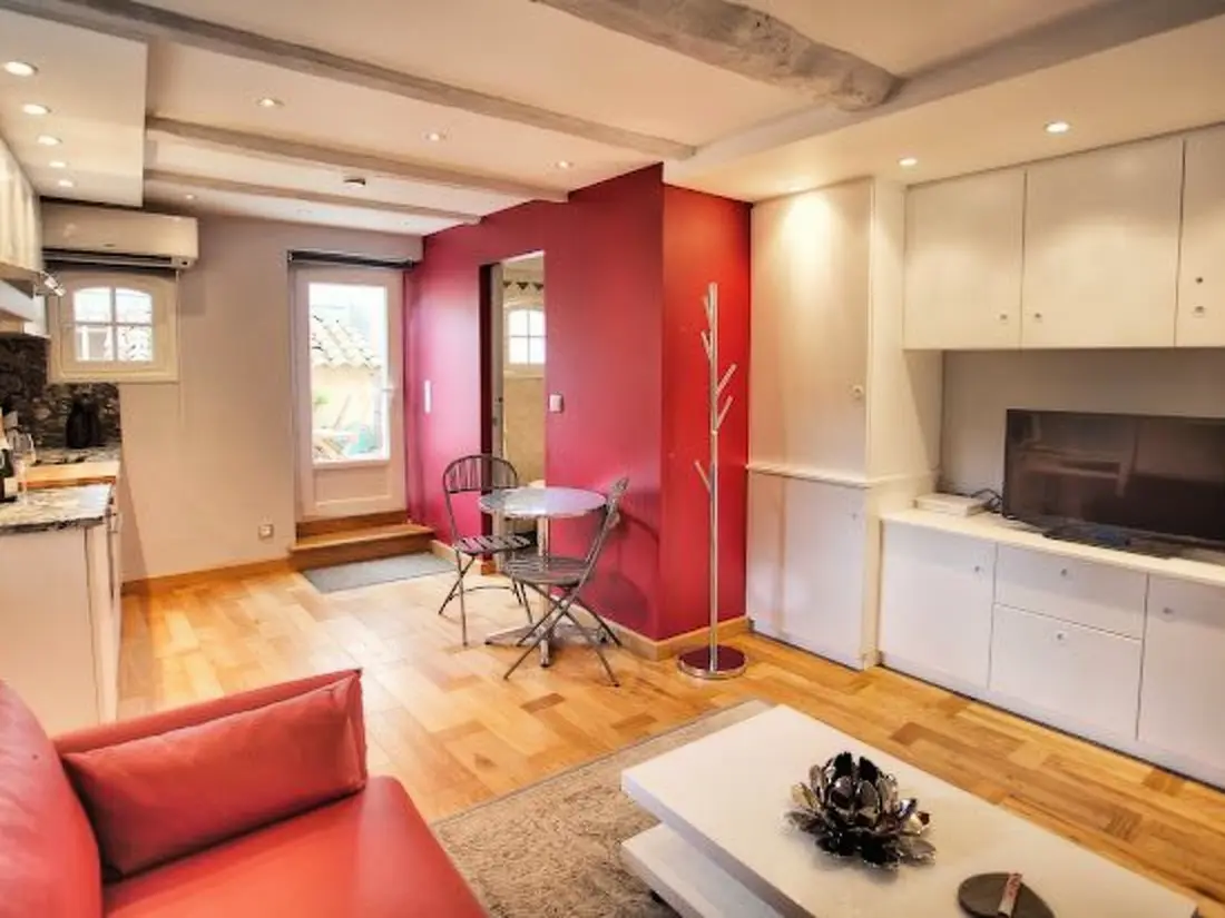 Résidence SCHÖNES STUDIO MIT GARTEN FÜR 2 IM DORF