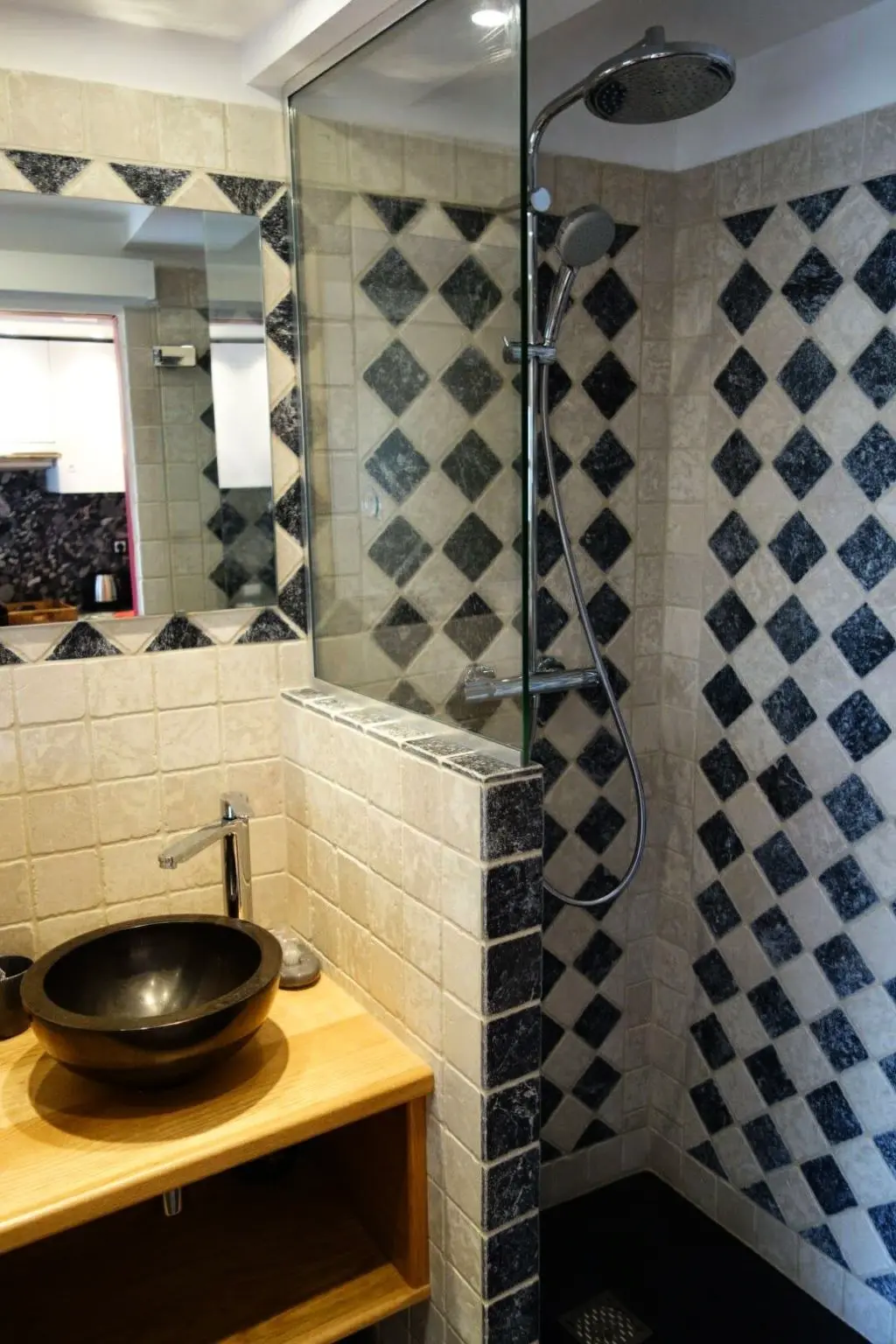 Résidence SCHÖNES STUDIO MIT GARTEN FÜR 2 IM DORF