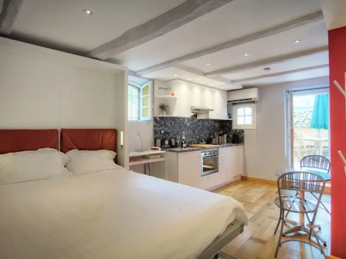 Résidence SCHÖNES STUDIO MIT GARTEN FÜR 2 IM DORF
