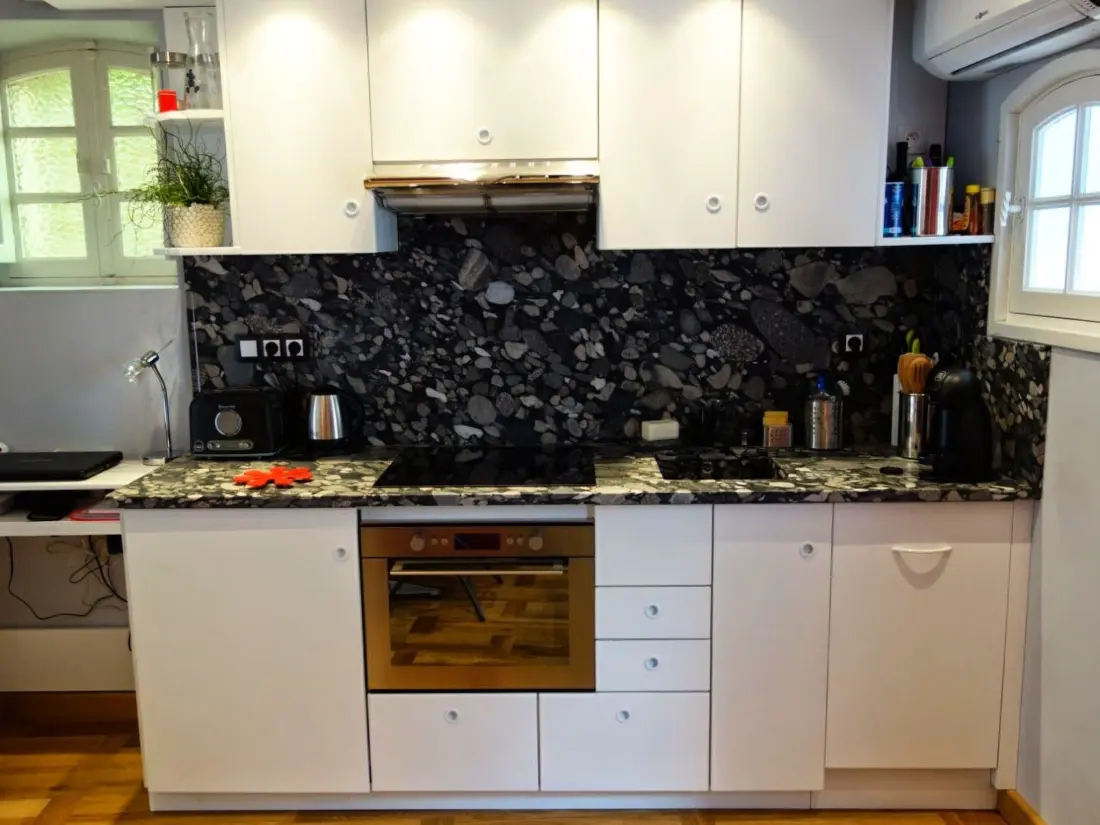 Résidence SCHÖNES STUDIO MIT GARTEN FÜR 2 IM DORF
