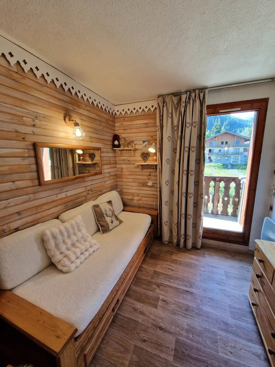 Chalet Club