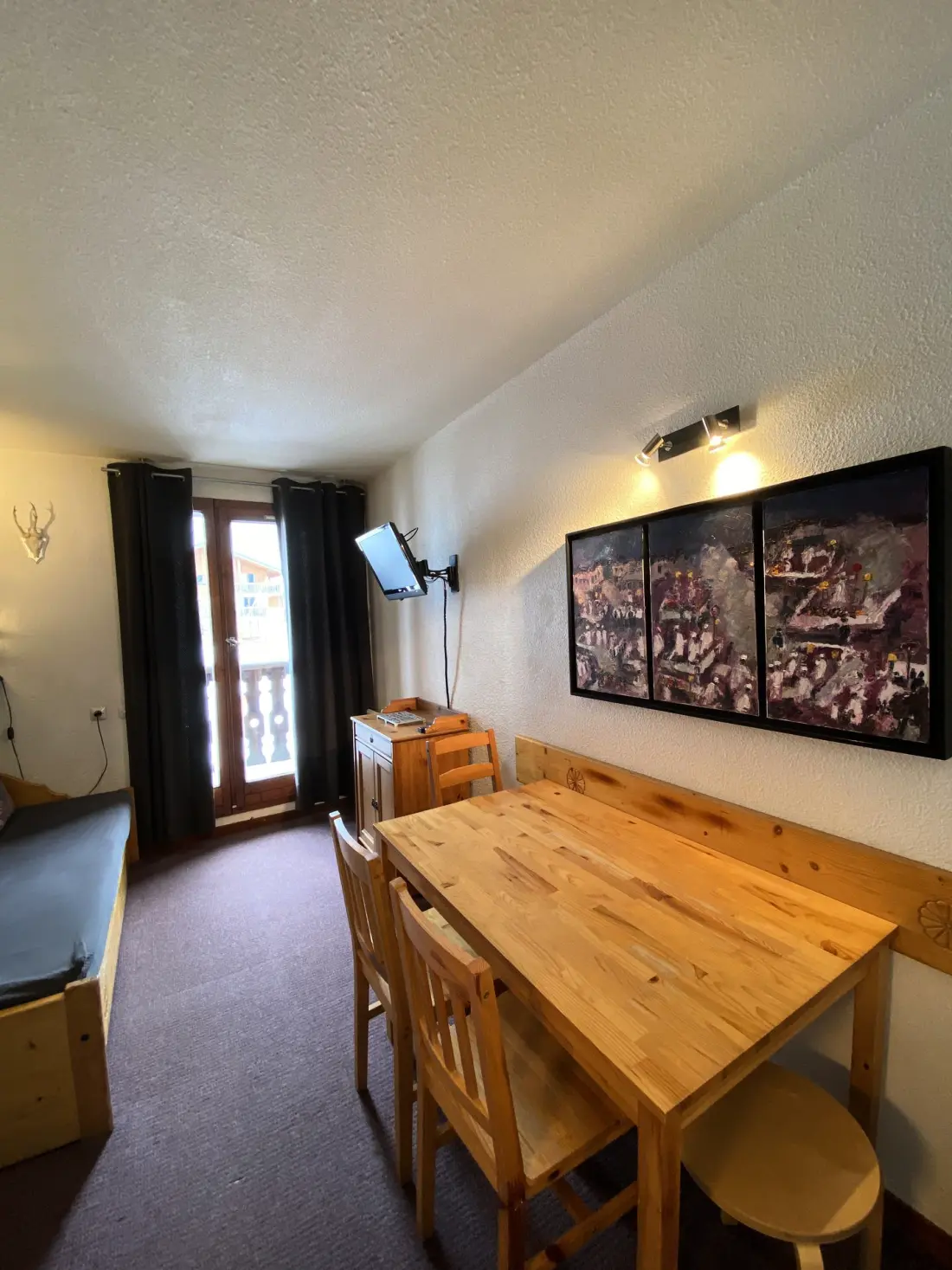 Chalet Club