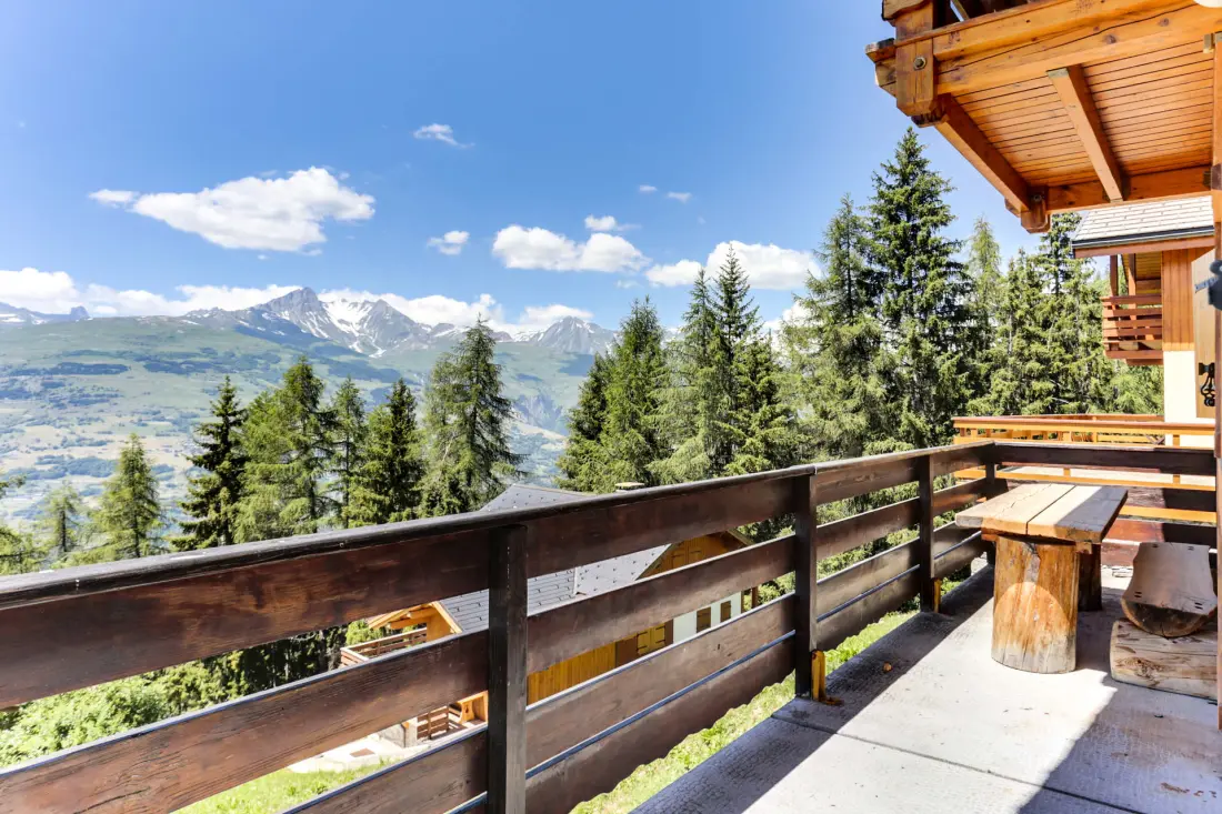 Chalet Forsythia