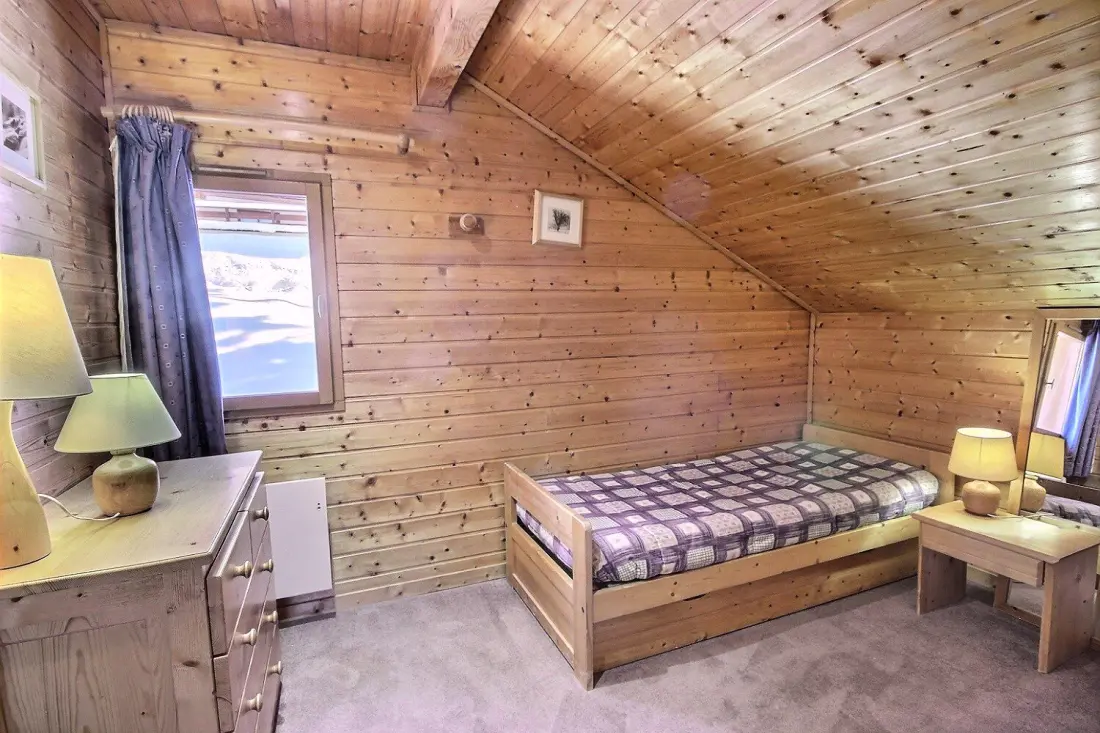 Chalet Forsythia