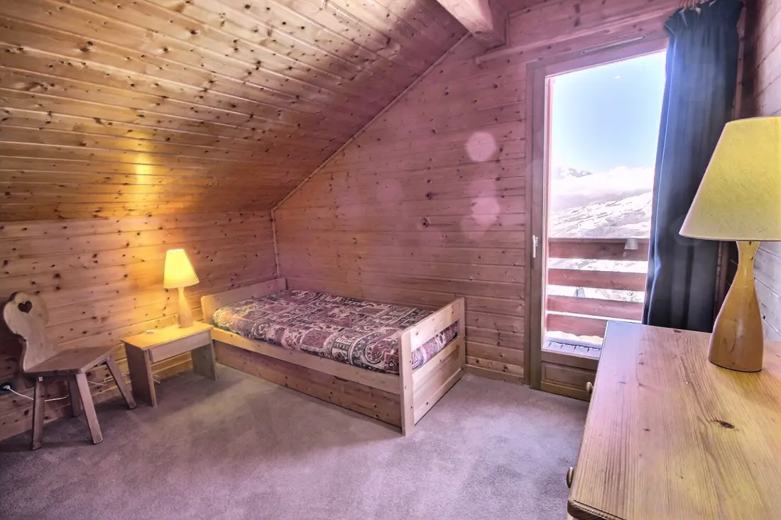 Chalet Forsythia