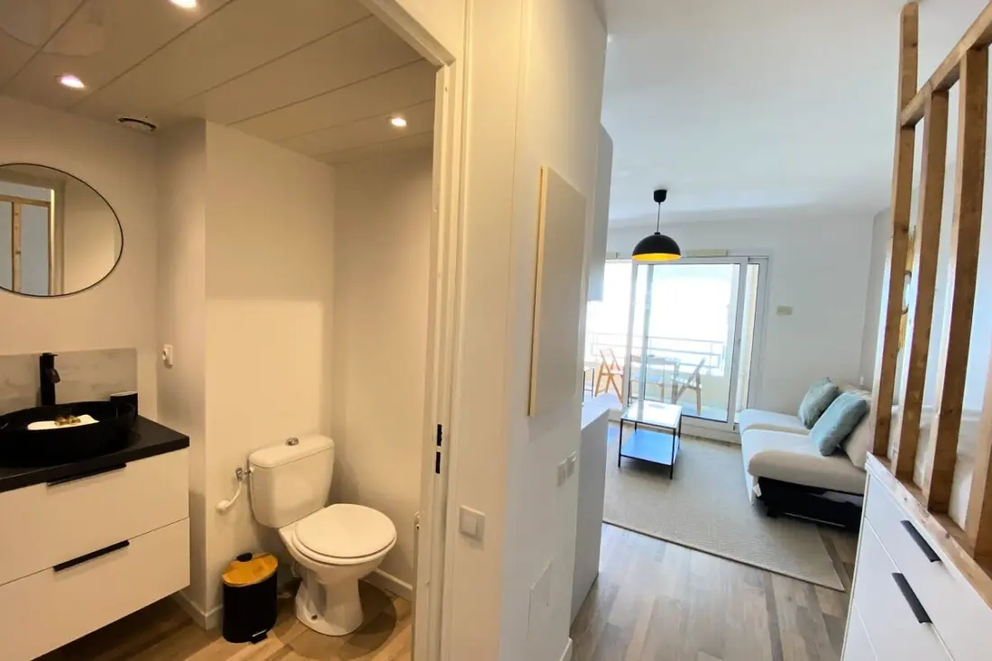 06ai - Beau Studio Rénové - Vue Mer Et Piscine