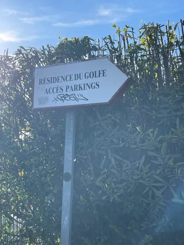 Résidence Séjour à Golf-juan | Résidence Avec Piscine, Parc Et Parking