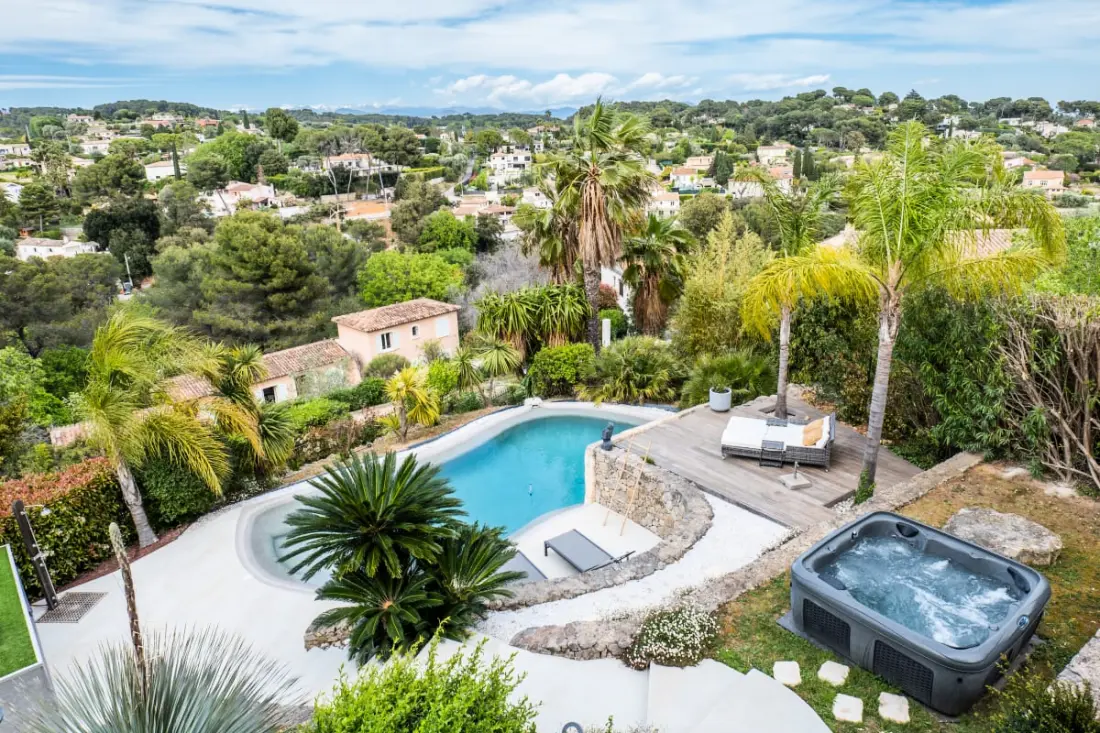 Résidence Villa 5 Chambres Hauteurs De Golfe, Piscine &amp; Jacuzzi