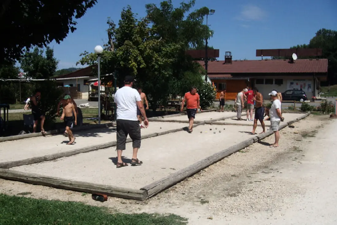 Camping Les Charmilles3 étoiles★★★