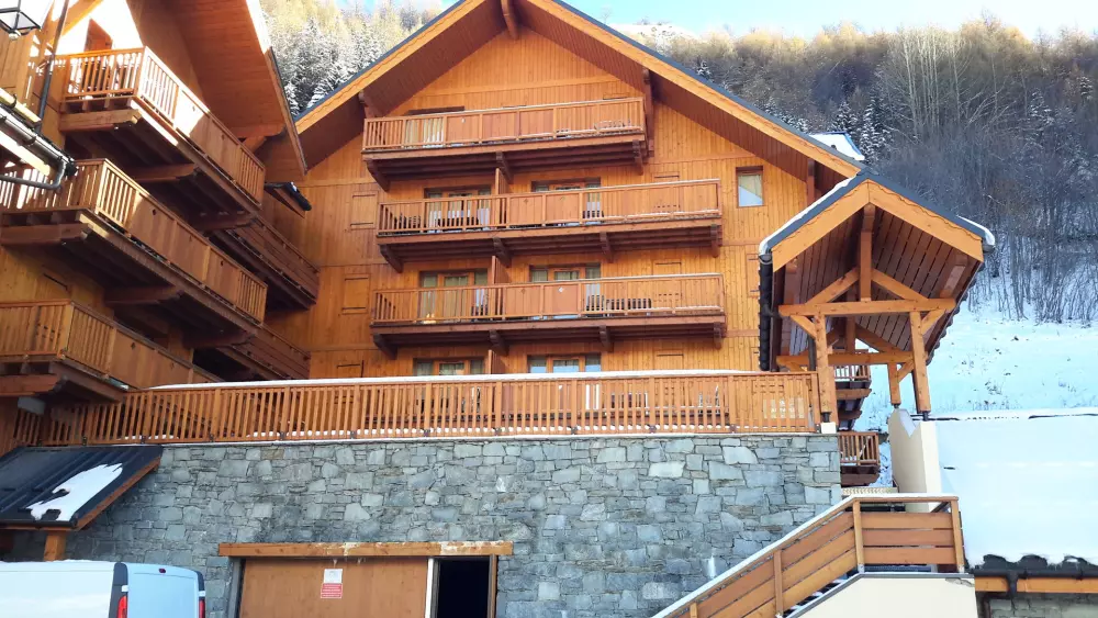 Campanule Chalets De La Vallee D'or