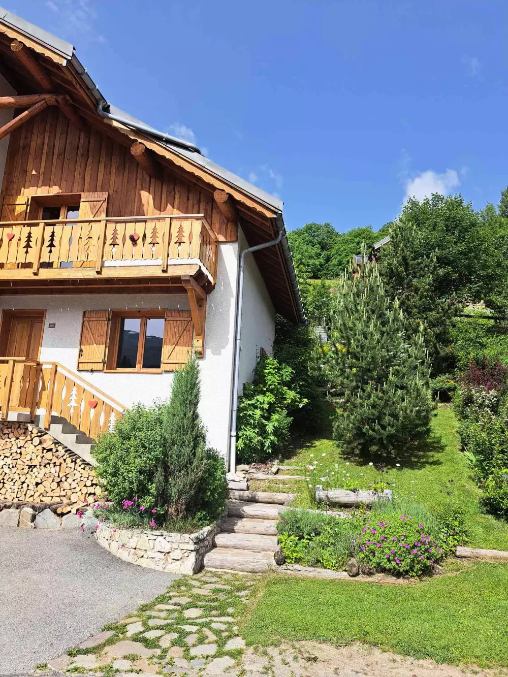 Chalet Au Bois Joli