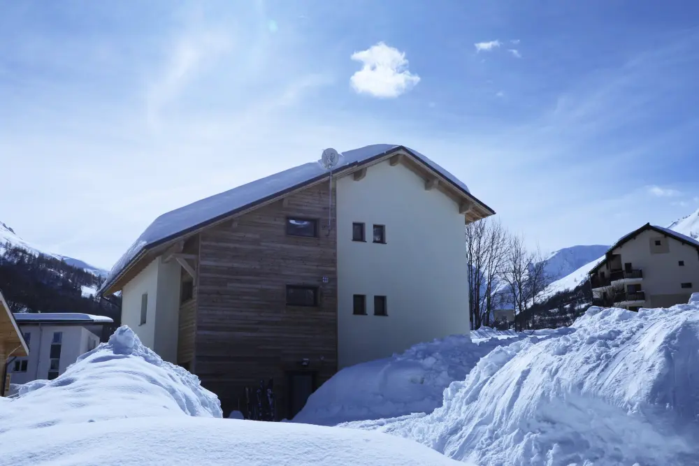 Les Chalets Du Grand Galibier