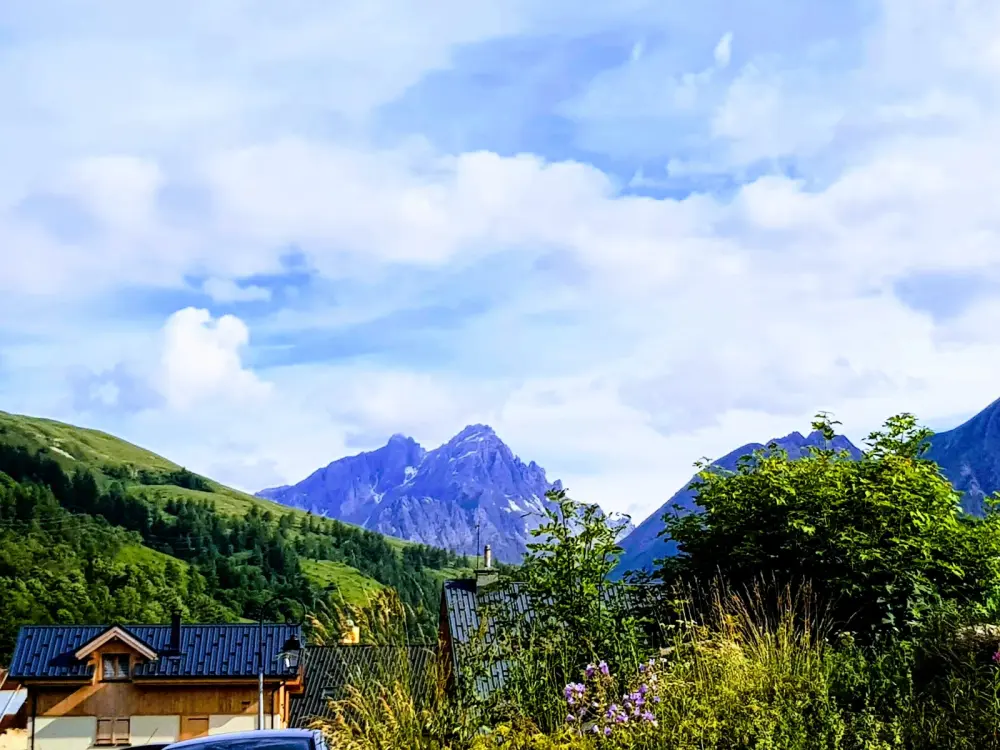 Les Chalets Du Grand Galibier