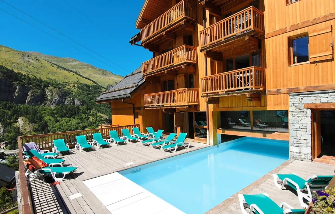 Résidence Odalys Le Hameau et Les Chalets de la Vallée d'Or 3 étoiles★★★