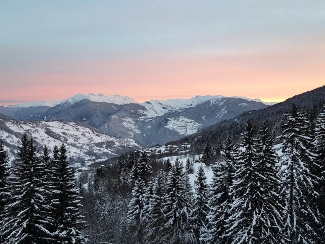 Location de Vacances VALMOREL 102