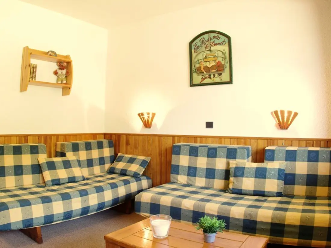 Location de Vacances VALMOREL 57