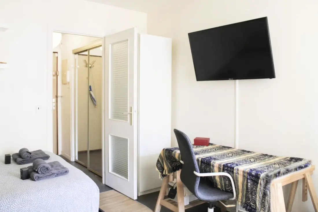 Studio Lumineux Avec Balcon – Porte De Versailles