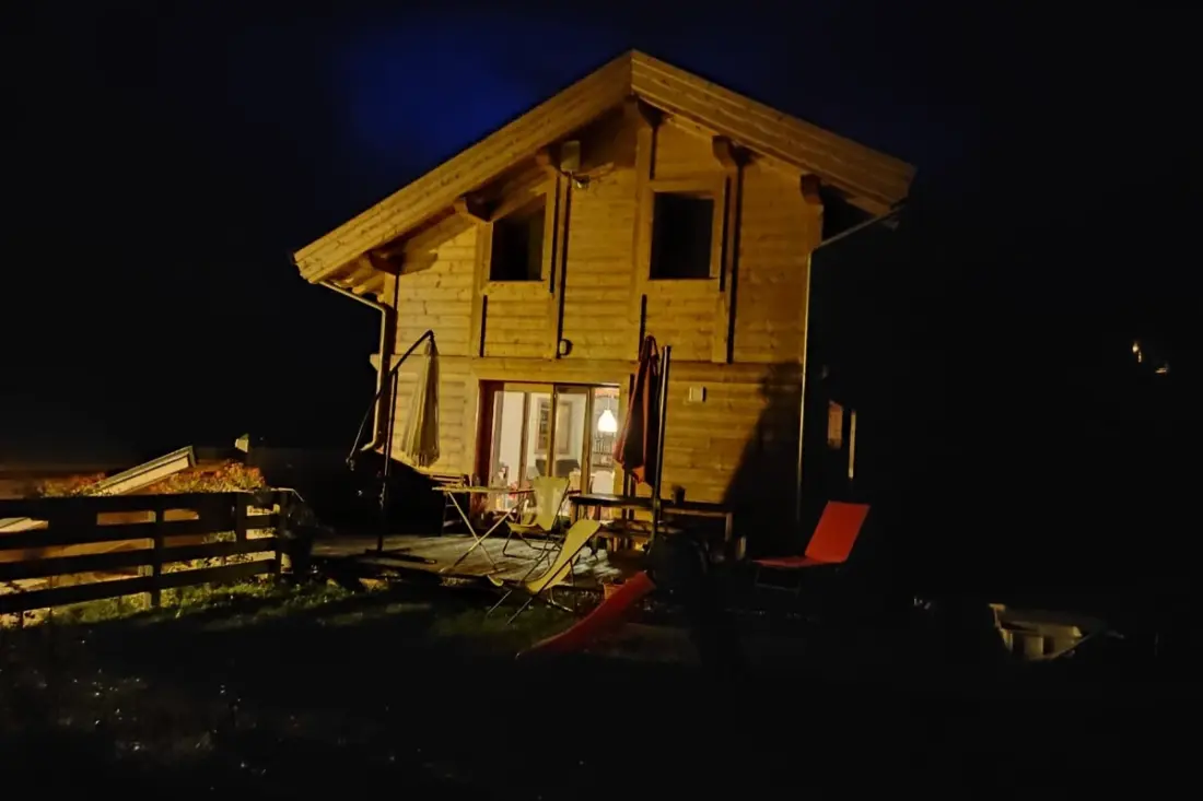 Chalet Familial 3 Chambres • Jardin 600 M² • Vars