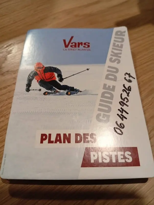 Chalet Familial 3 Chambres • Jardin 600 M² • Vars