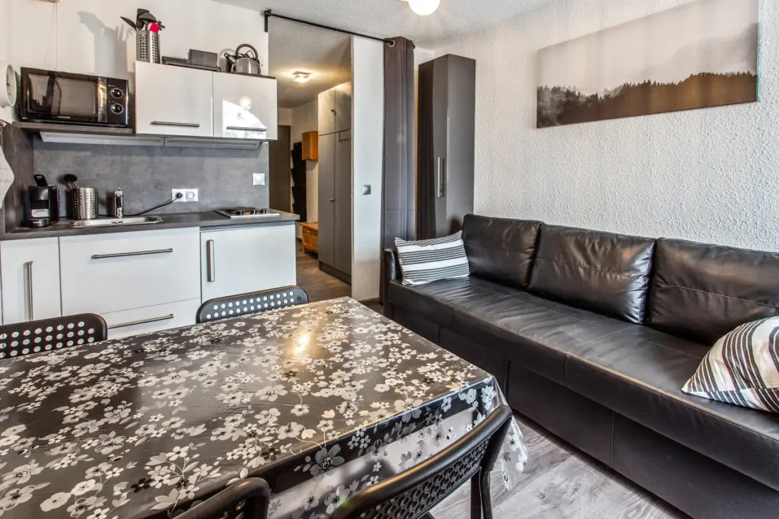 Studio 4 personnes avec terrasse vue montagne à Vars