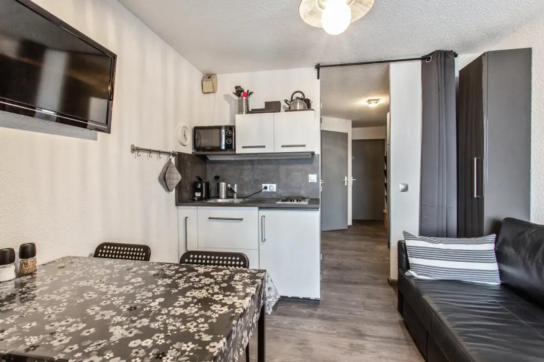 Studio 4 personnes avec terrasse vue montagne à Vars