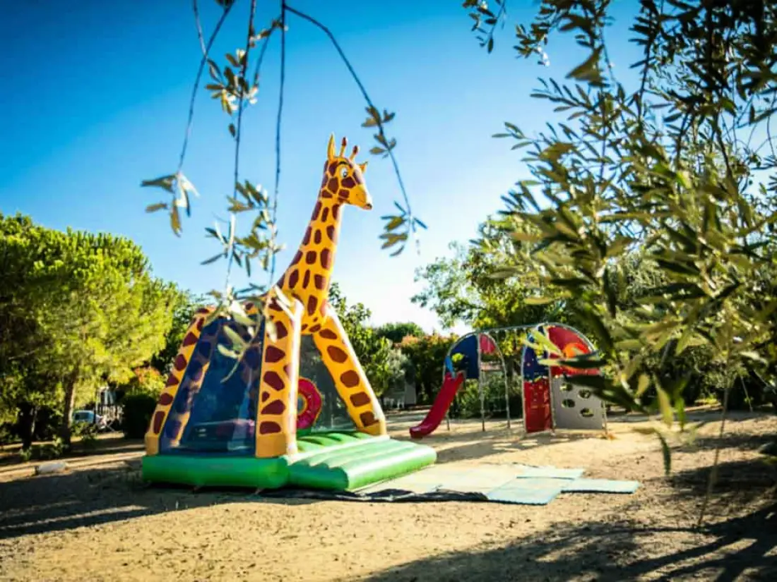 Flower Camping Le Mas de Mourgues 3 étoiles★★★