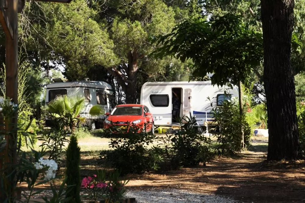 Flower Camping Le Mas de Mourgues 3 étoiles★★★