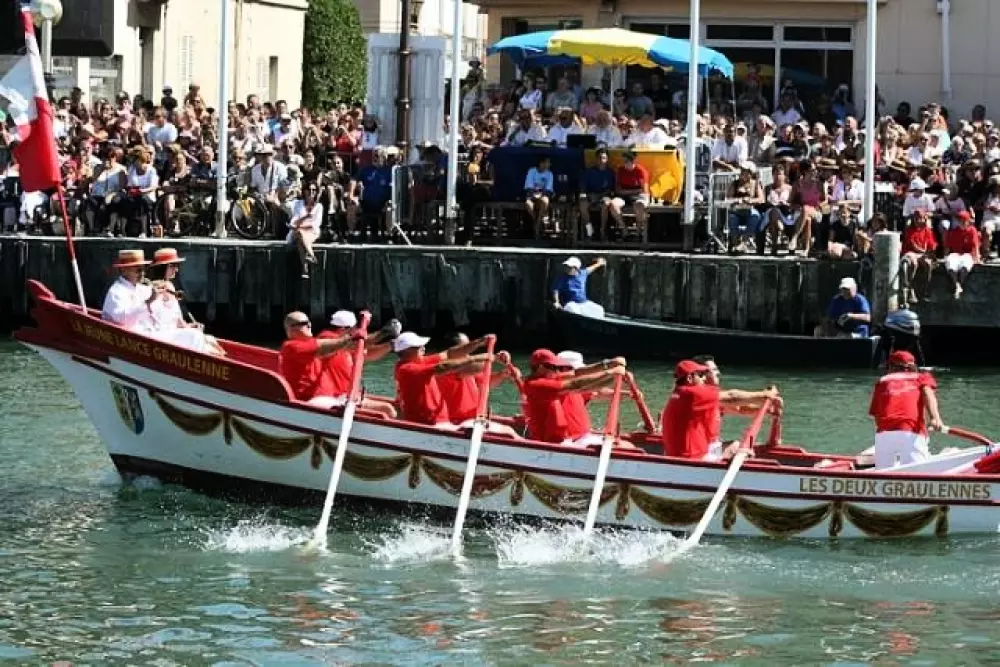 Flower Camping Le Mas de Mourgues 3 étoiles★★★