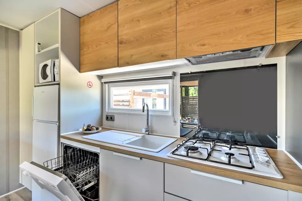 Flower Camping Le Mas de Mourgues 3 étoiles★★★