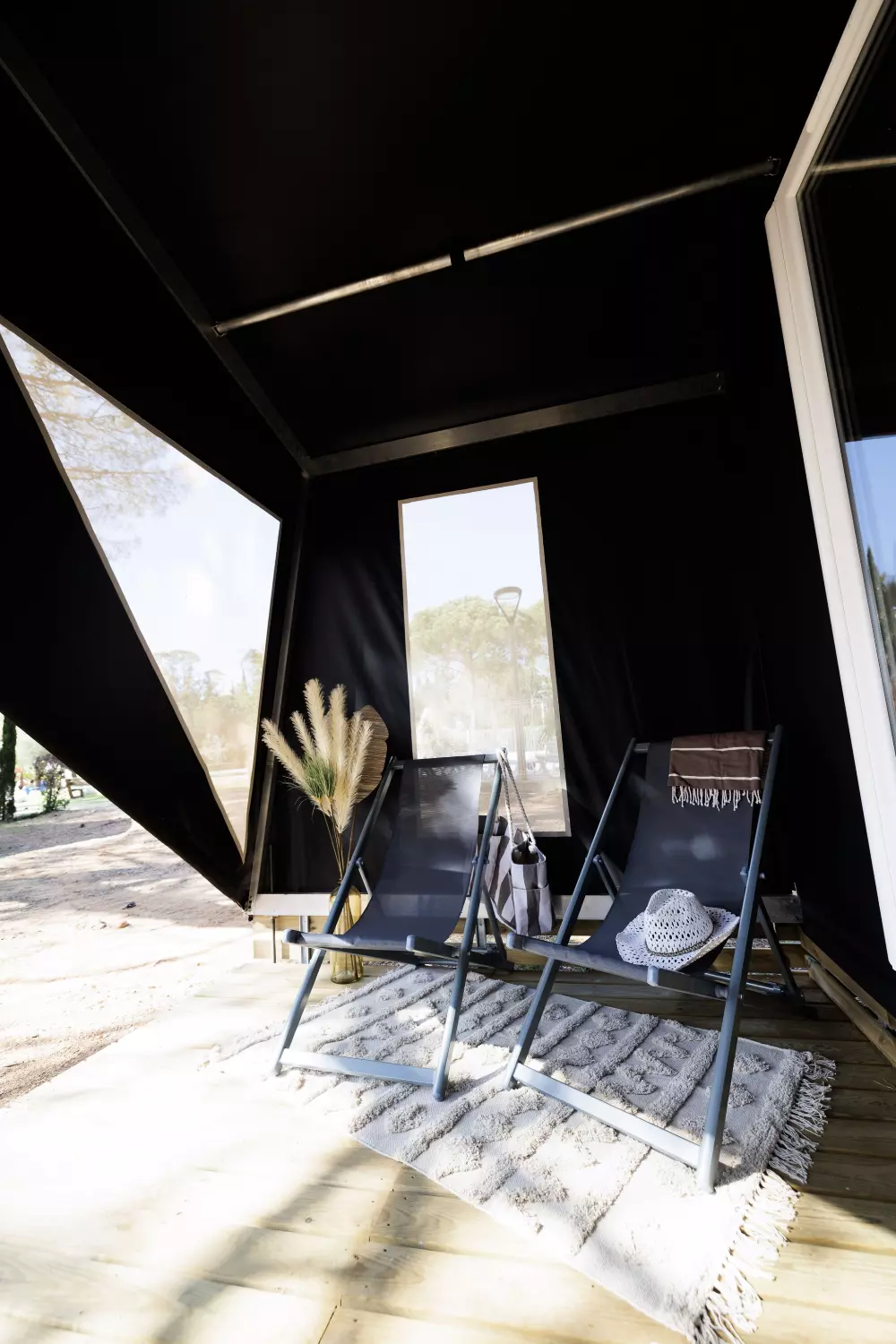 Flower Camping Le Mas de Mourgues 3 étoiles★★★