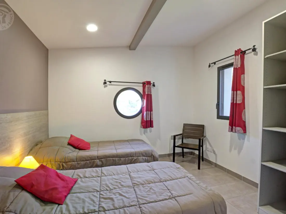 Maison de Vacances VEAUCHETTE 6