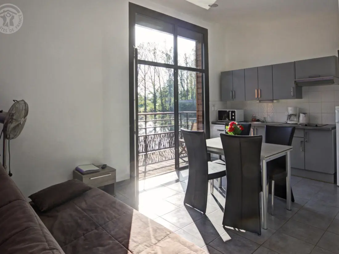Maison de Vacances VEAUCHETTE 7