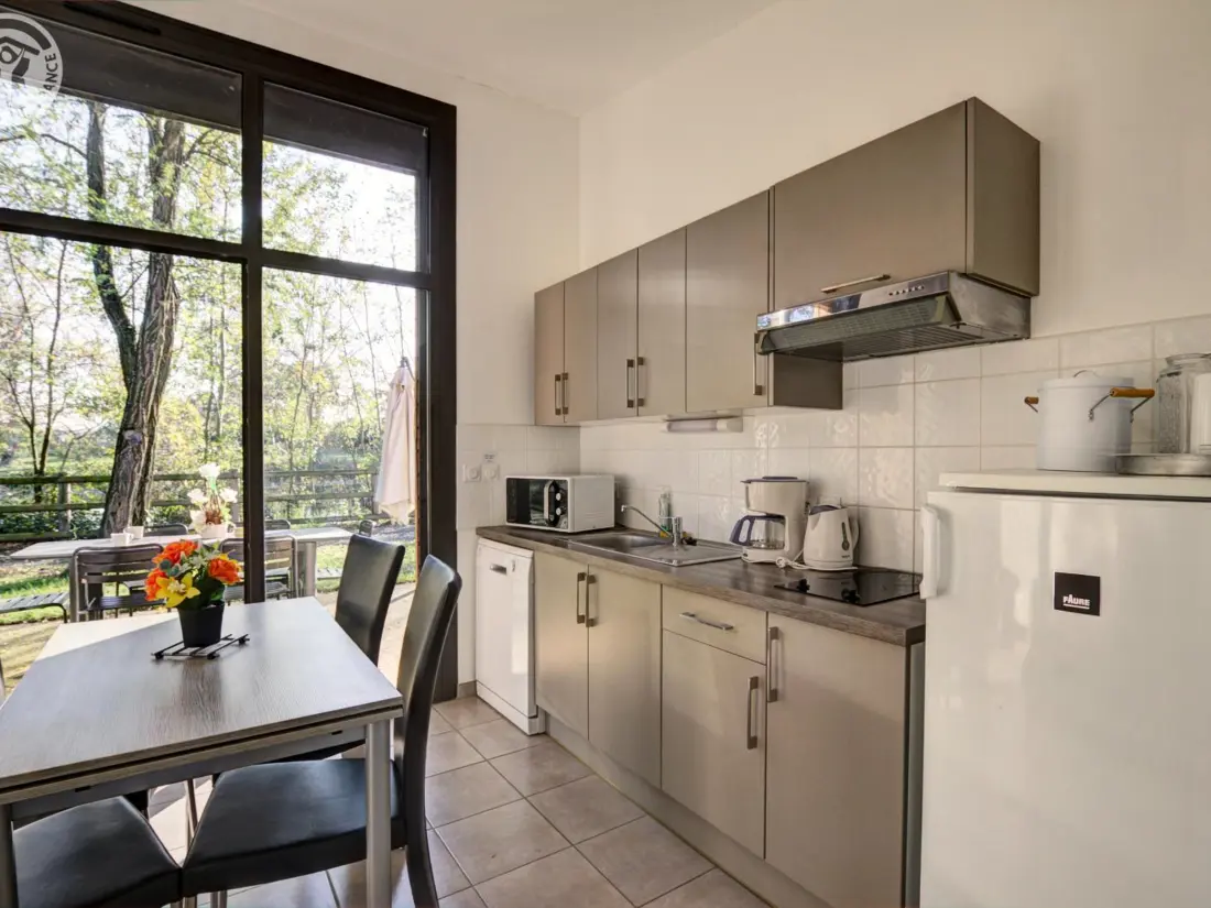 Maison de Vacances VEAUCHETTE 8