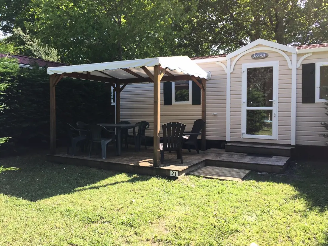 Camping Ushuaïa Villages La Chesnays 4 étoiles★★★★
