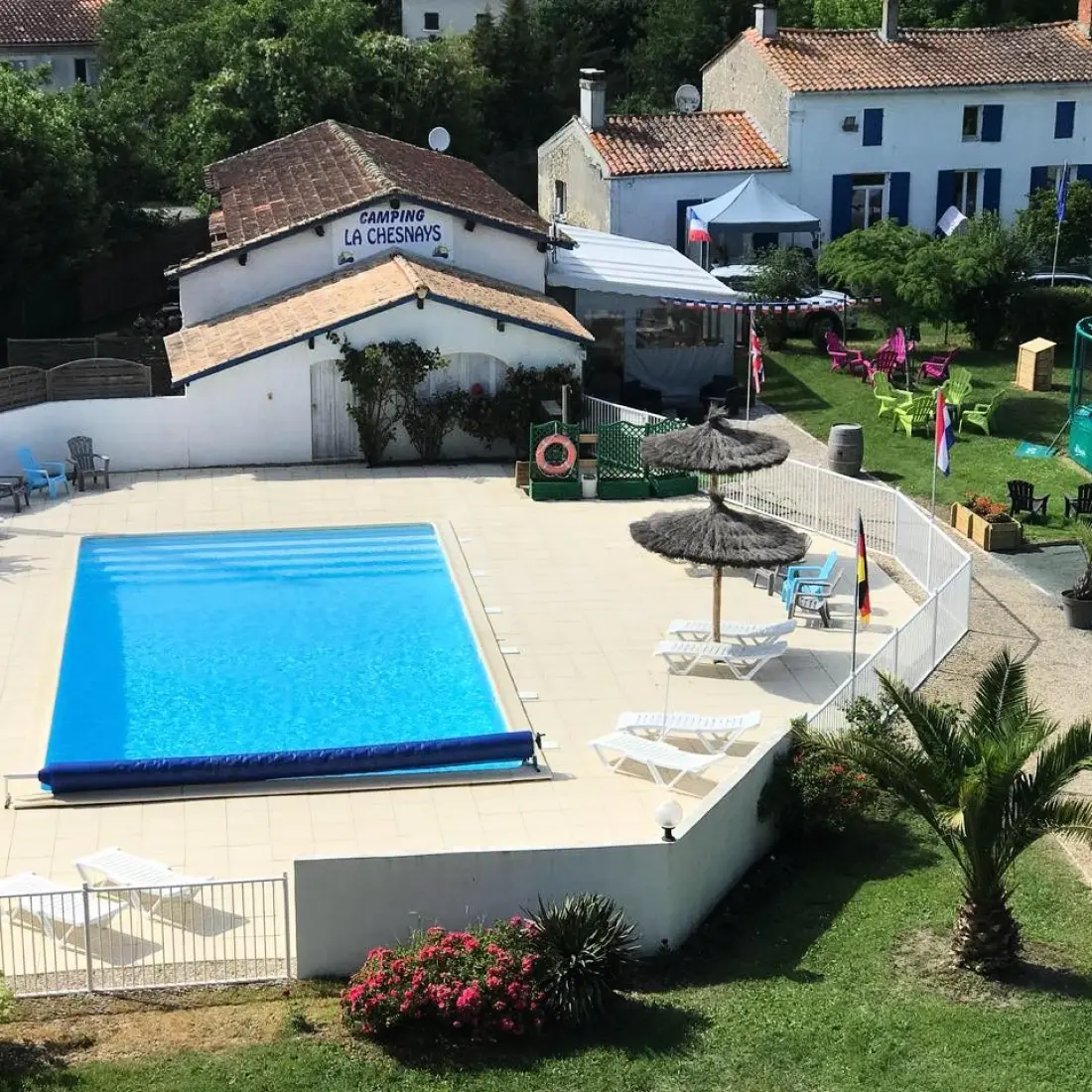 Camping Ushuaïa Villages La Chesnays 4 étoiles★★★★