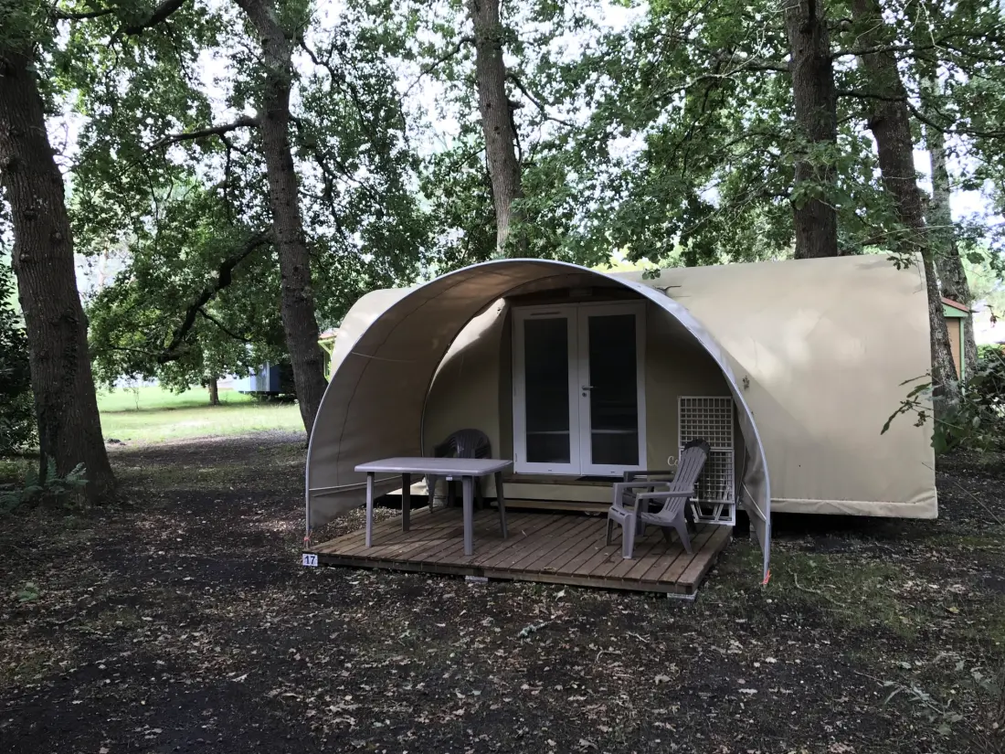 Camping Ushuaïa Villages La Chesnays 4 étoiles★★★★