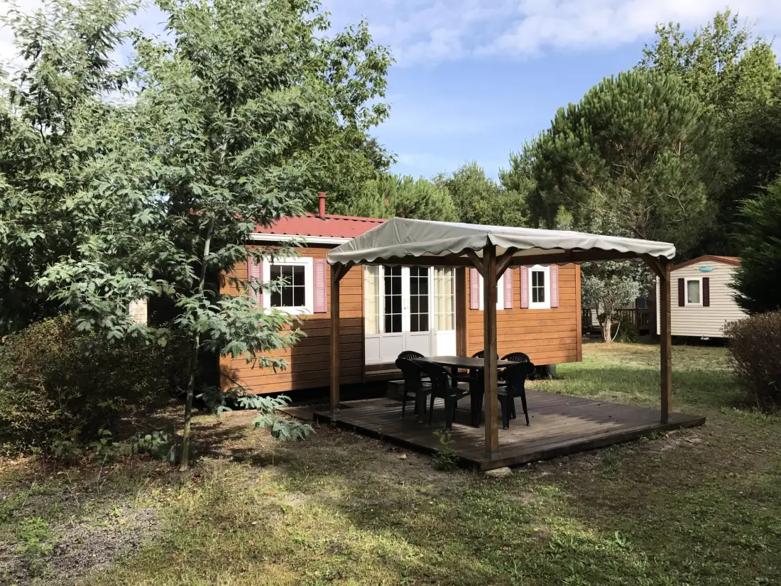 Camping Ushuaïa Villages La Chesnays 4 étoiles★★★★
