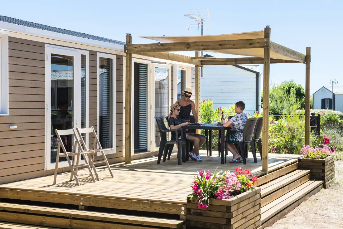 Camping Les Mûriers 4 étoiles★★★★