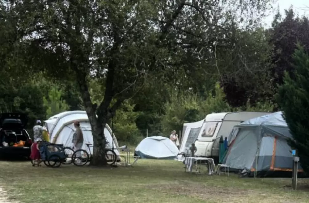 Camping Paradis Le Tastesoule 41 étoiles★