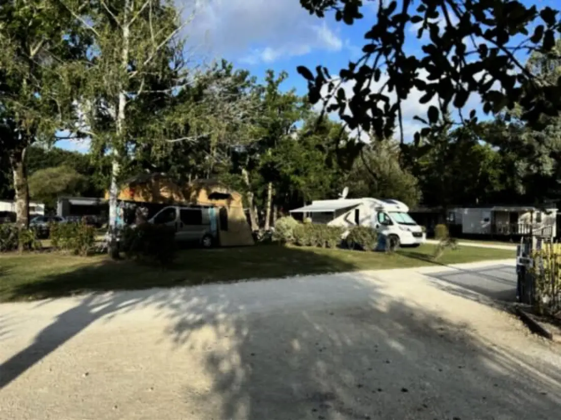 Camping Paradis Le Tastesoule 4 étoiles★★★★