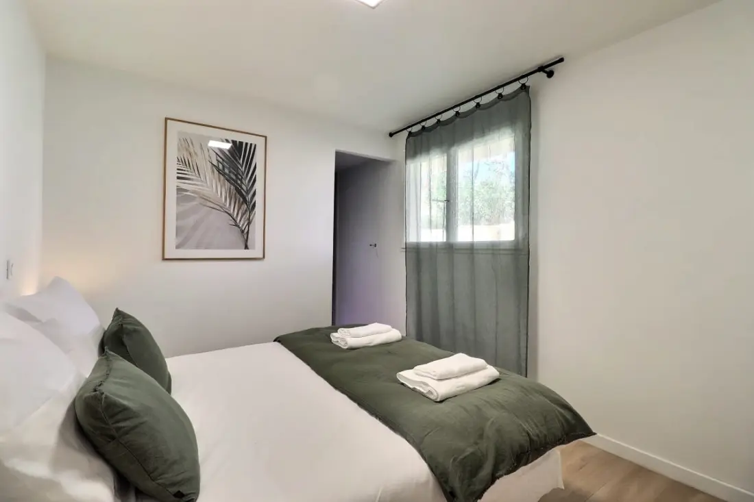 Altinea - Maison Familiale &amp; Piscine à Débordement