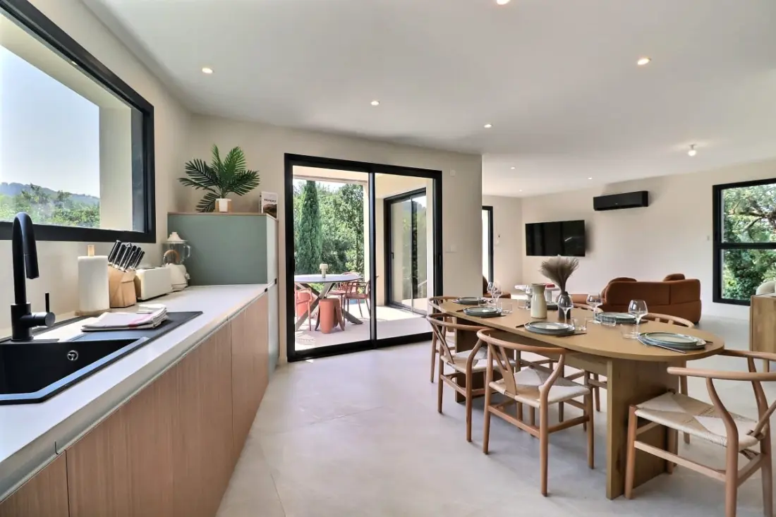Villa Nova – Maison Neuve, Piscine &amp; Confort
